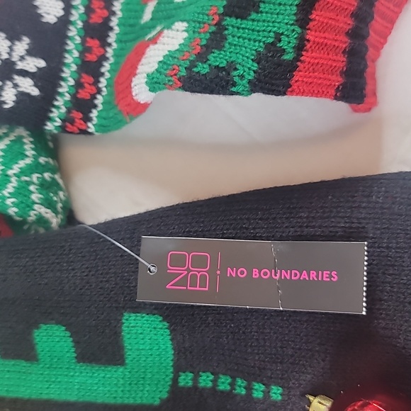 Christmas Sweater with Hanging Bells Holiday Party Festive Sweater - Picture 11 of 17